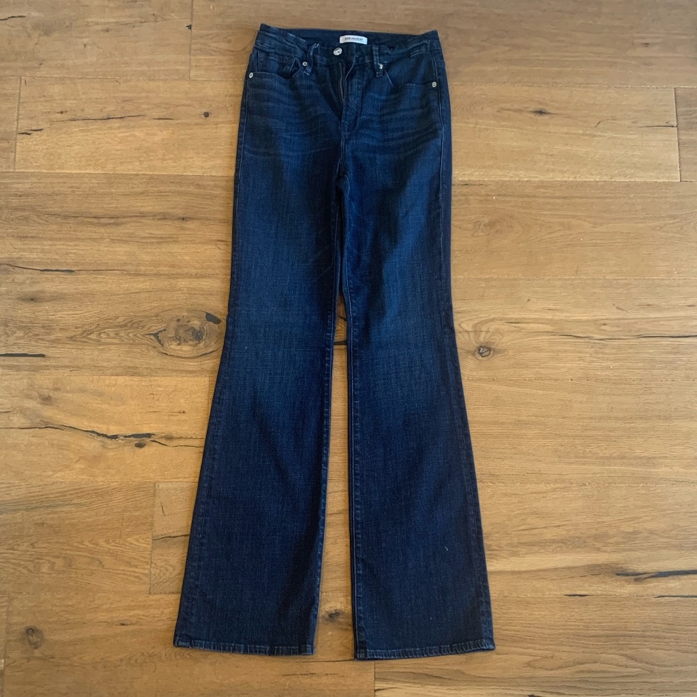 Good American Flare Denim Jeans! Size 29!